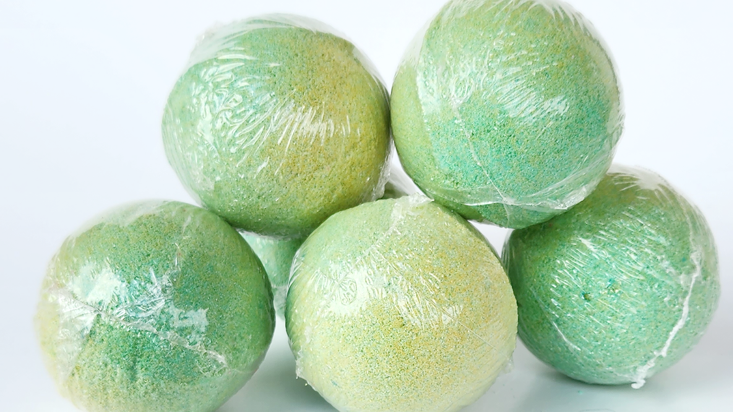 Coconut Lime Bath Bomb