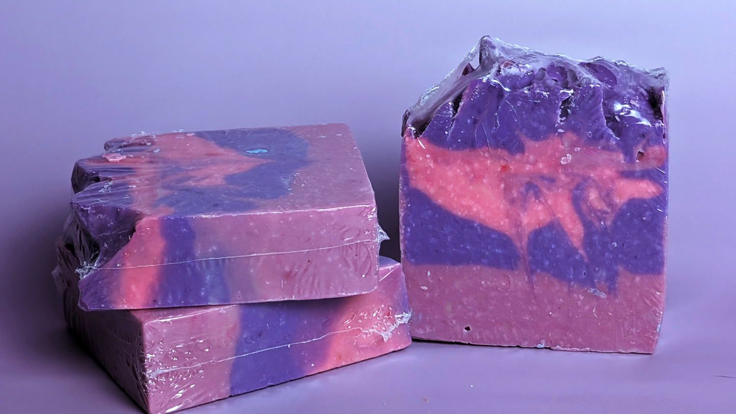 Black Violet & Saffron Soap